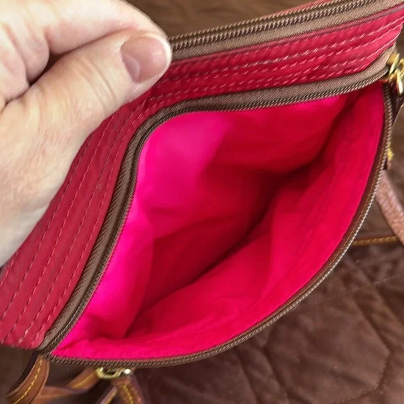 Vintage Dooney and Bourke red crossbody. - Picture 7 of 16